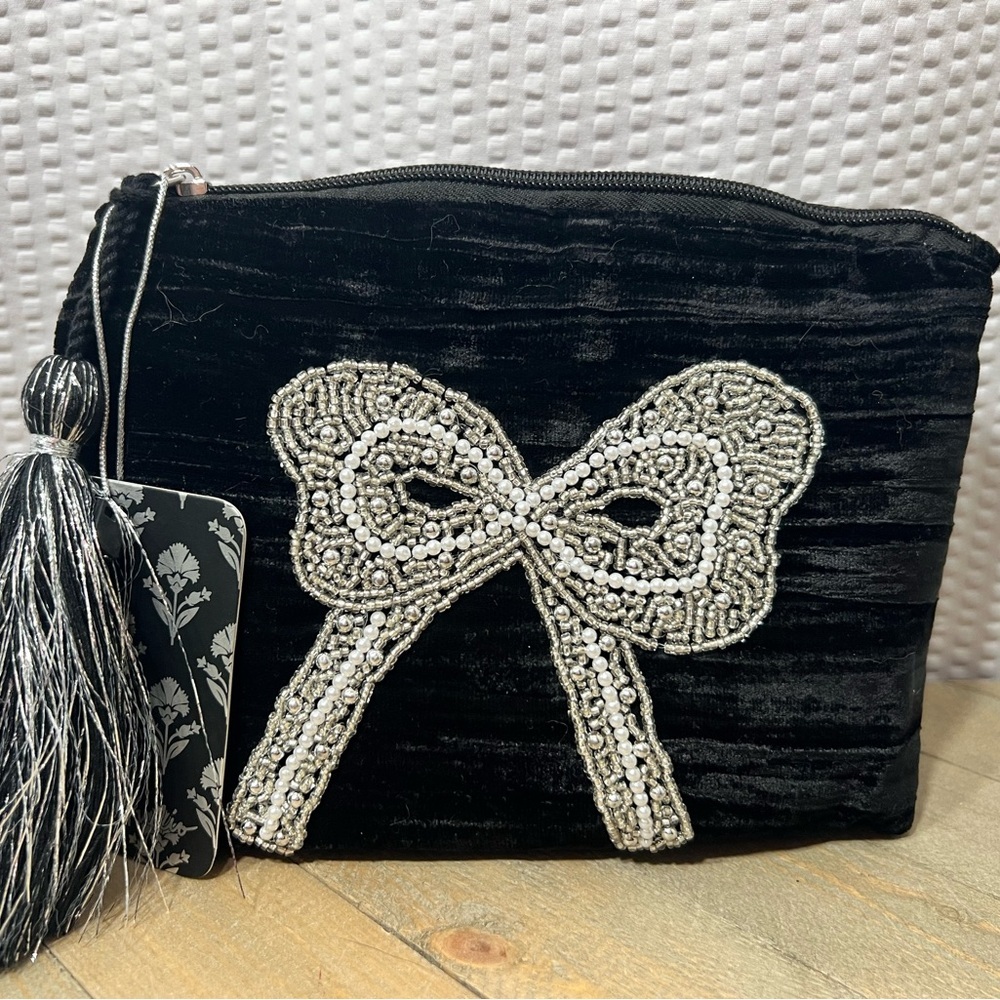Viral Beaded Makeup Bag!!